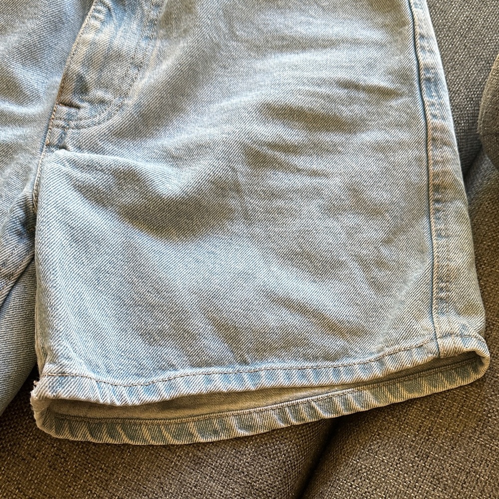 Zara Mid-Rise Denim Shorts Light Blue/Charcoal Black - Picture 6 of 14